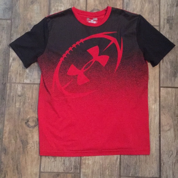 black and red under armour t shirt